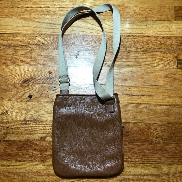 Michael Kors Fulton Leather Crossbody Tan - Picture 4 of 6